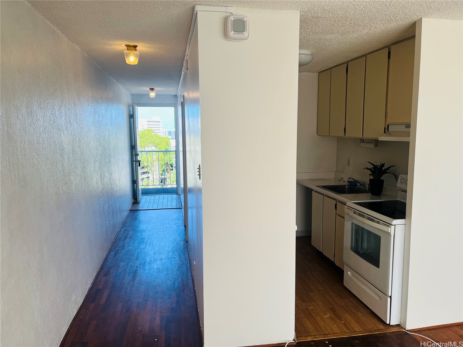 1011 Prospect Street 903