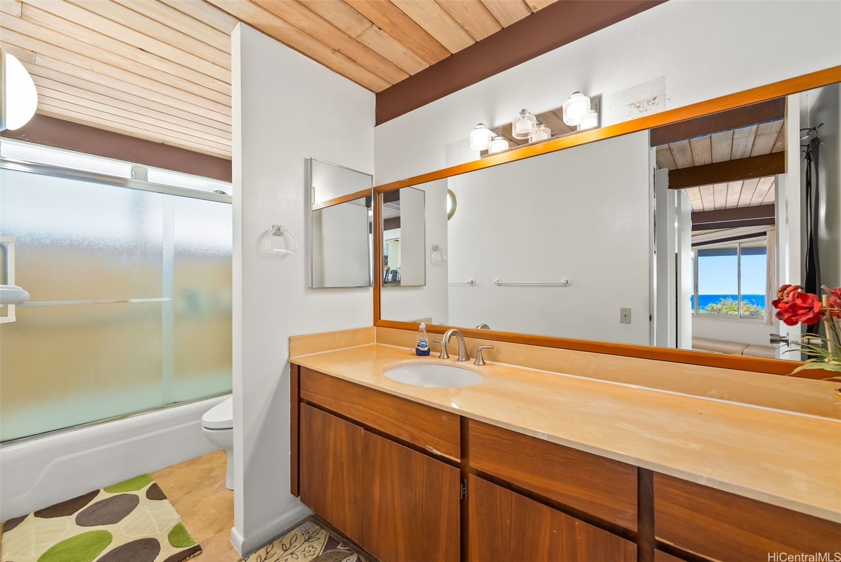 Honolulu, Hawaii, 96825, United States, 4 Bedrooms Bedrooms, ,2 BathroomsBathrooms,Residential,Active,2011425