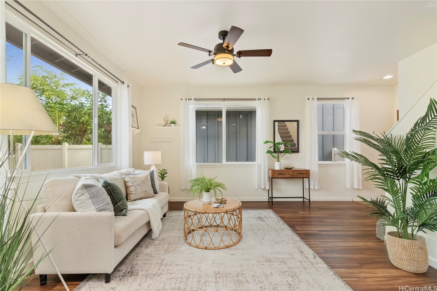 91-6221 Kapolei Parkway 516