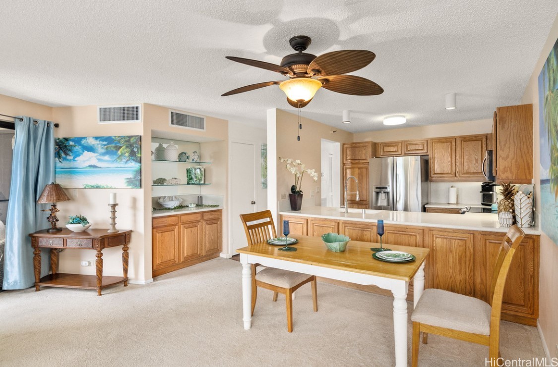 555 Hahaione Street 14C