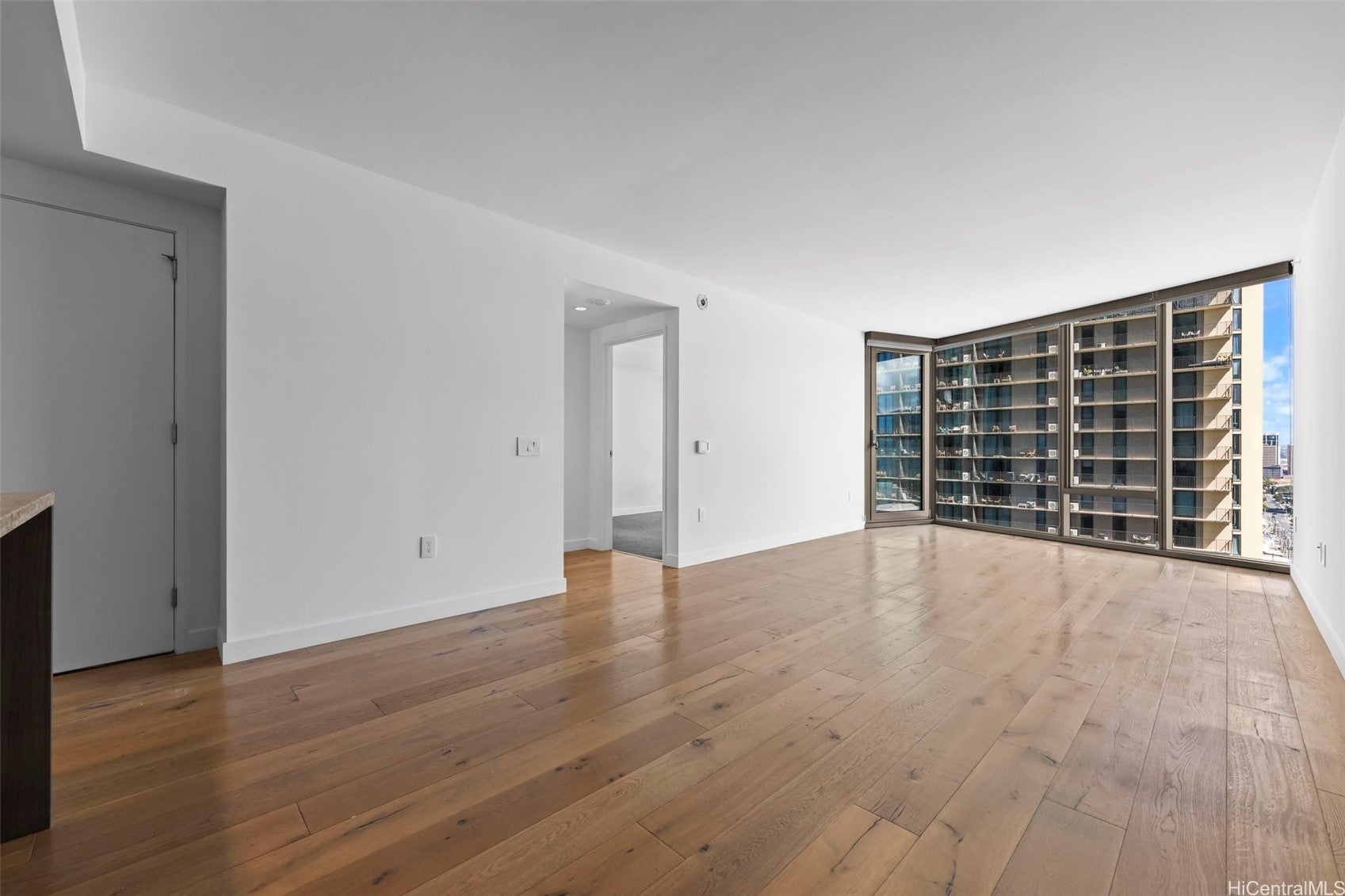 1001 Queen Street 2109