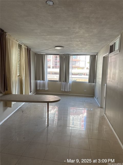435 Seaside Avenue 209 Honolulu HI 96815