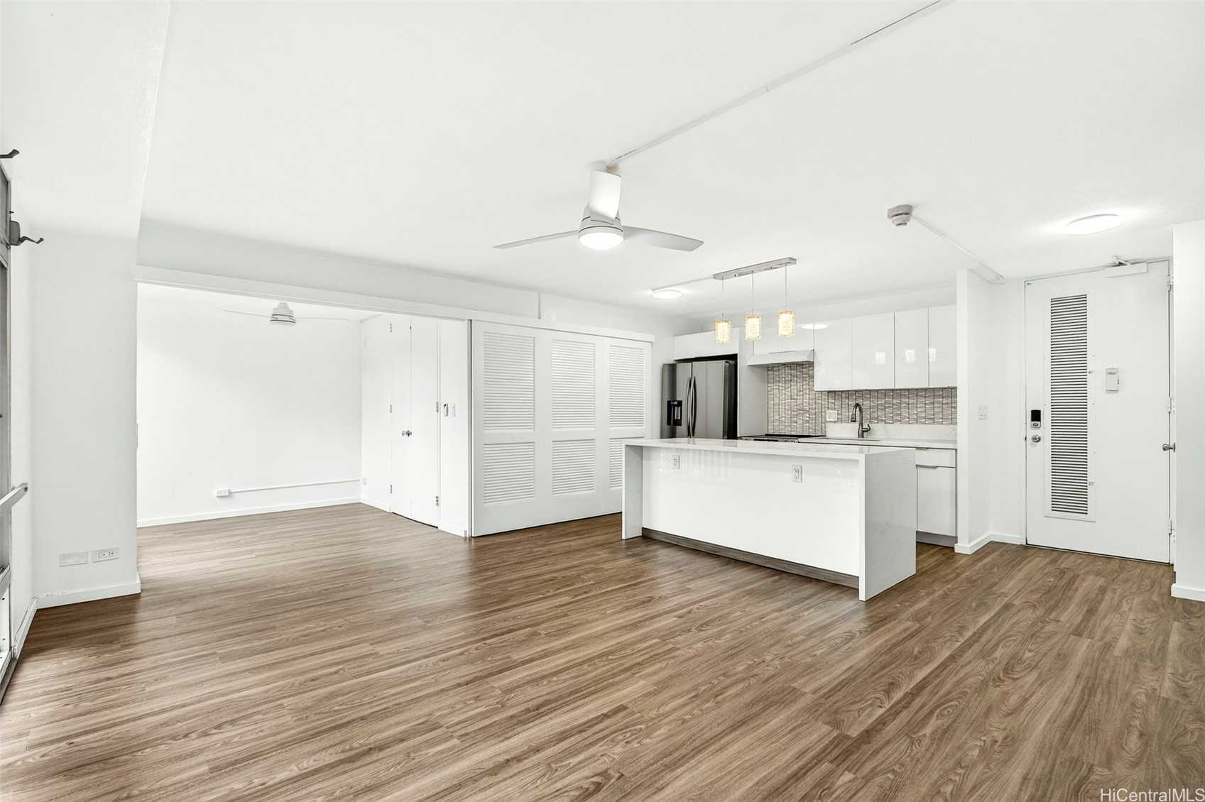 1519 Nuuanu Avenue 142