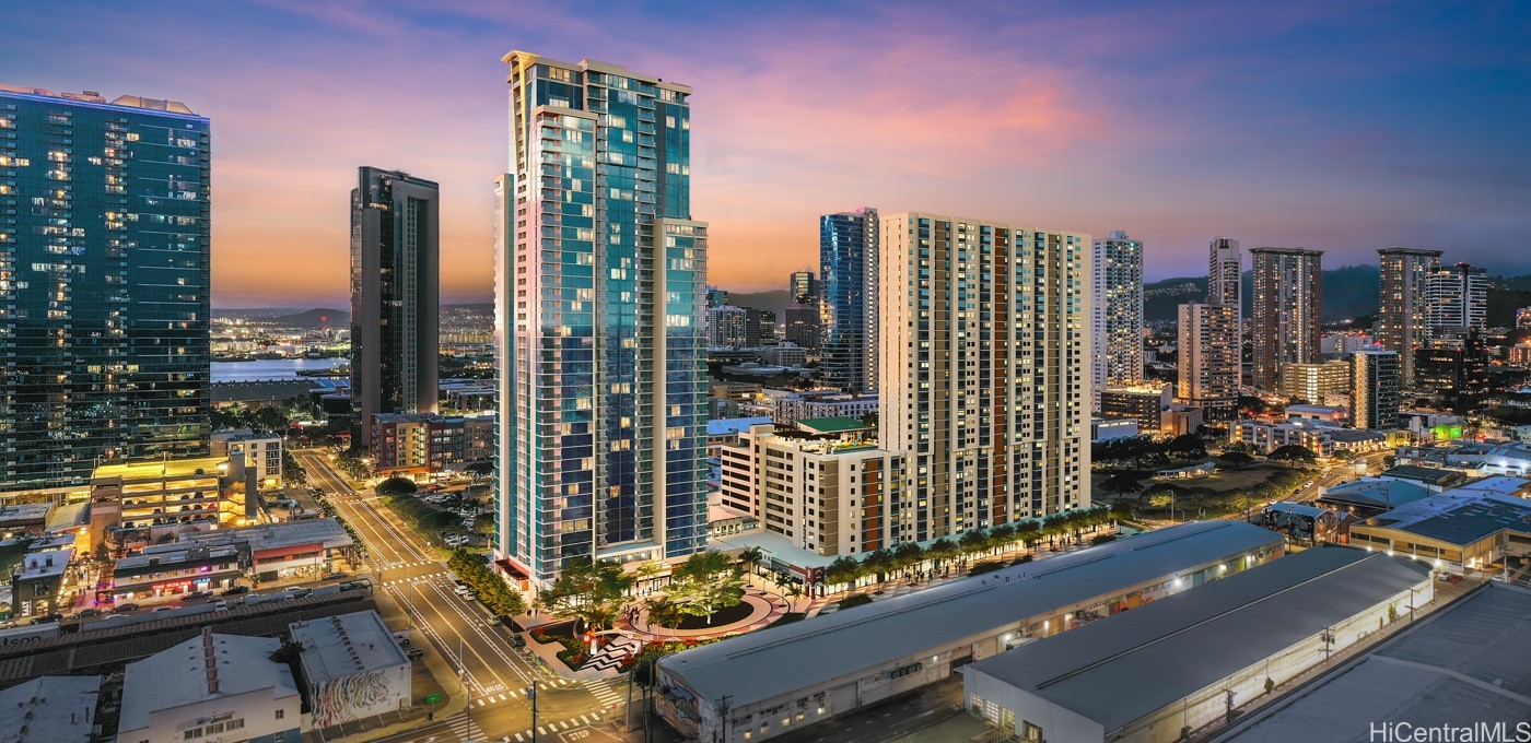 708 Auahi Street A807