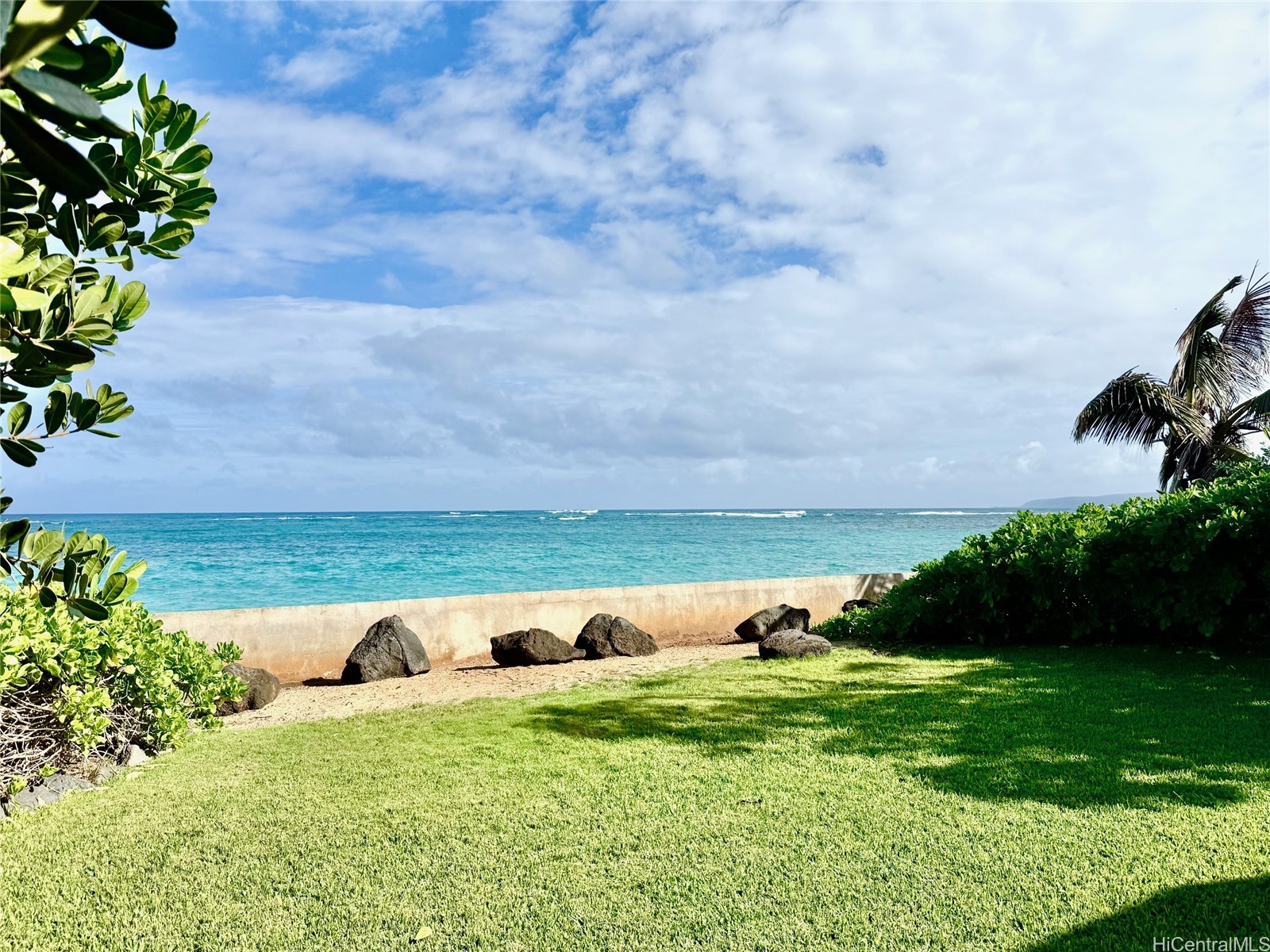 68-687 Farrington Highway