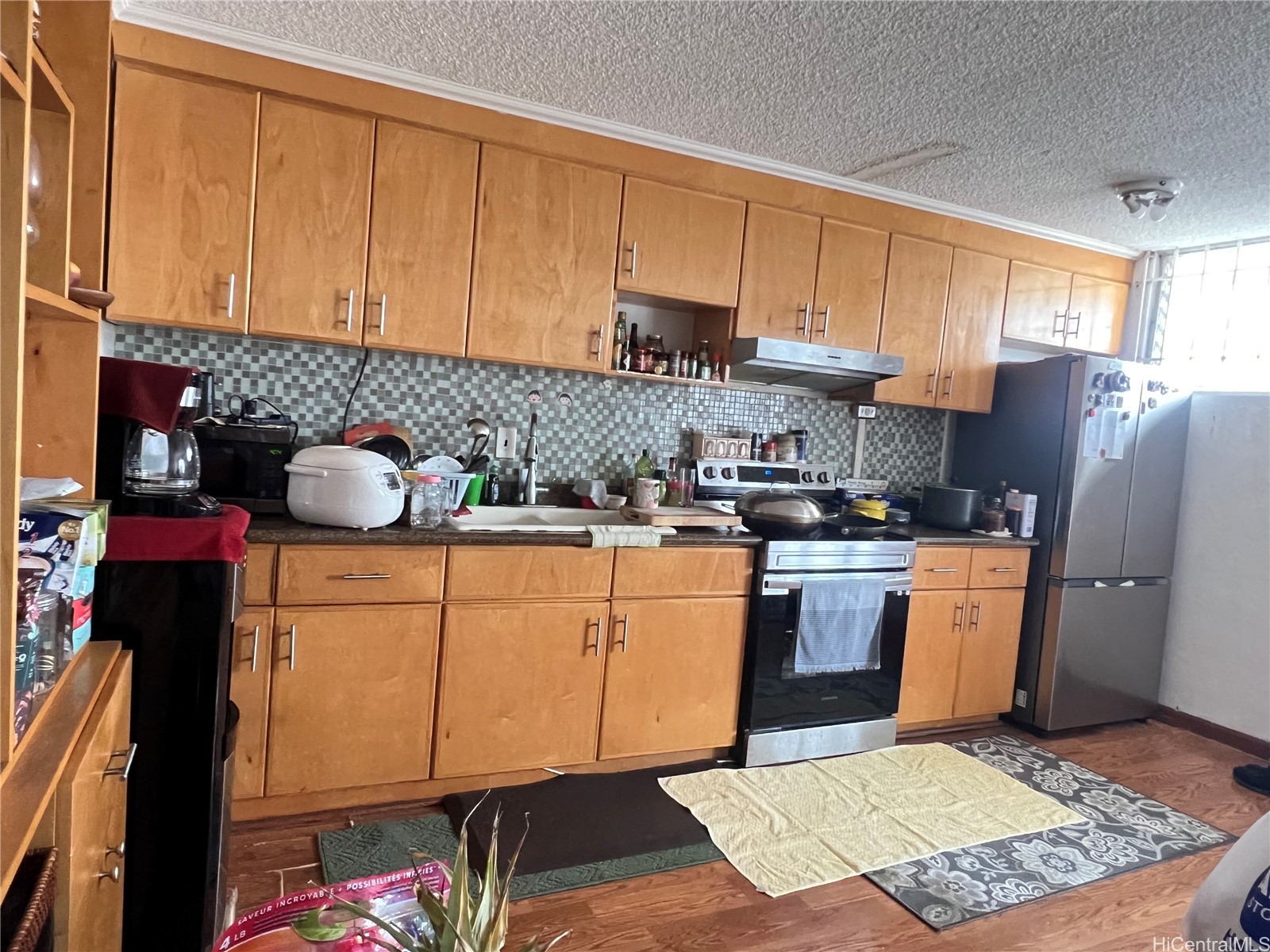 727 University Avenue 303