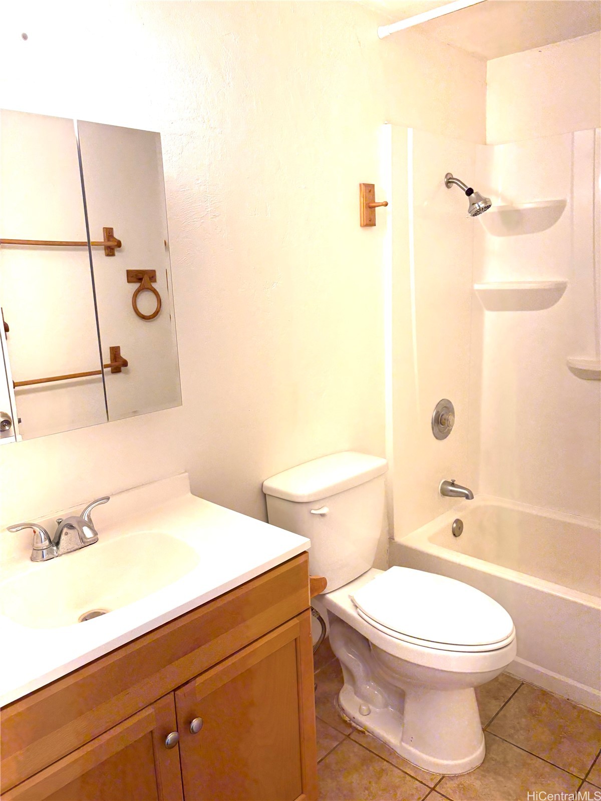 87-122 Helelua Street C204