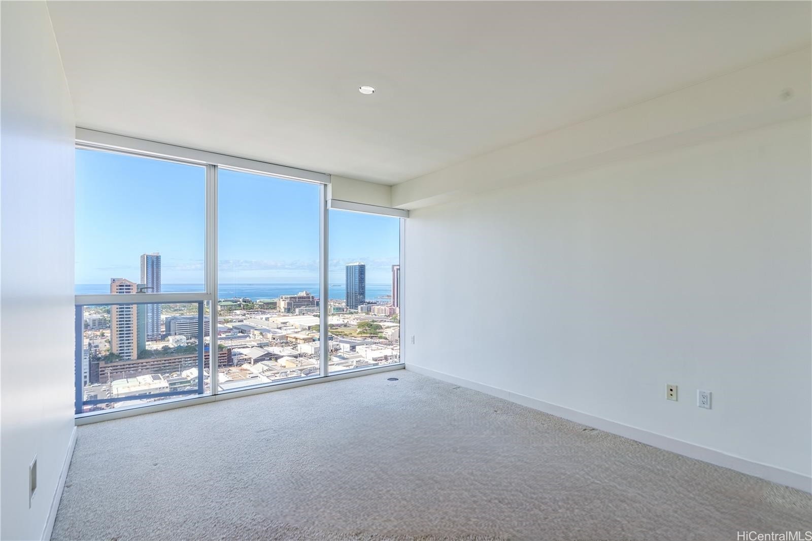 888 Kapiolani Boulevard 3006