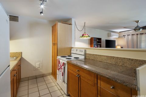 Photo of 411 Kaiolu Street #504, Honolulu, HI 96815 (MLS # 202526434)