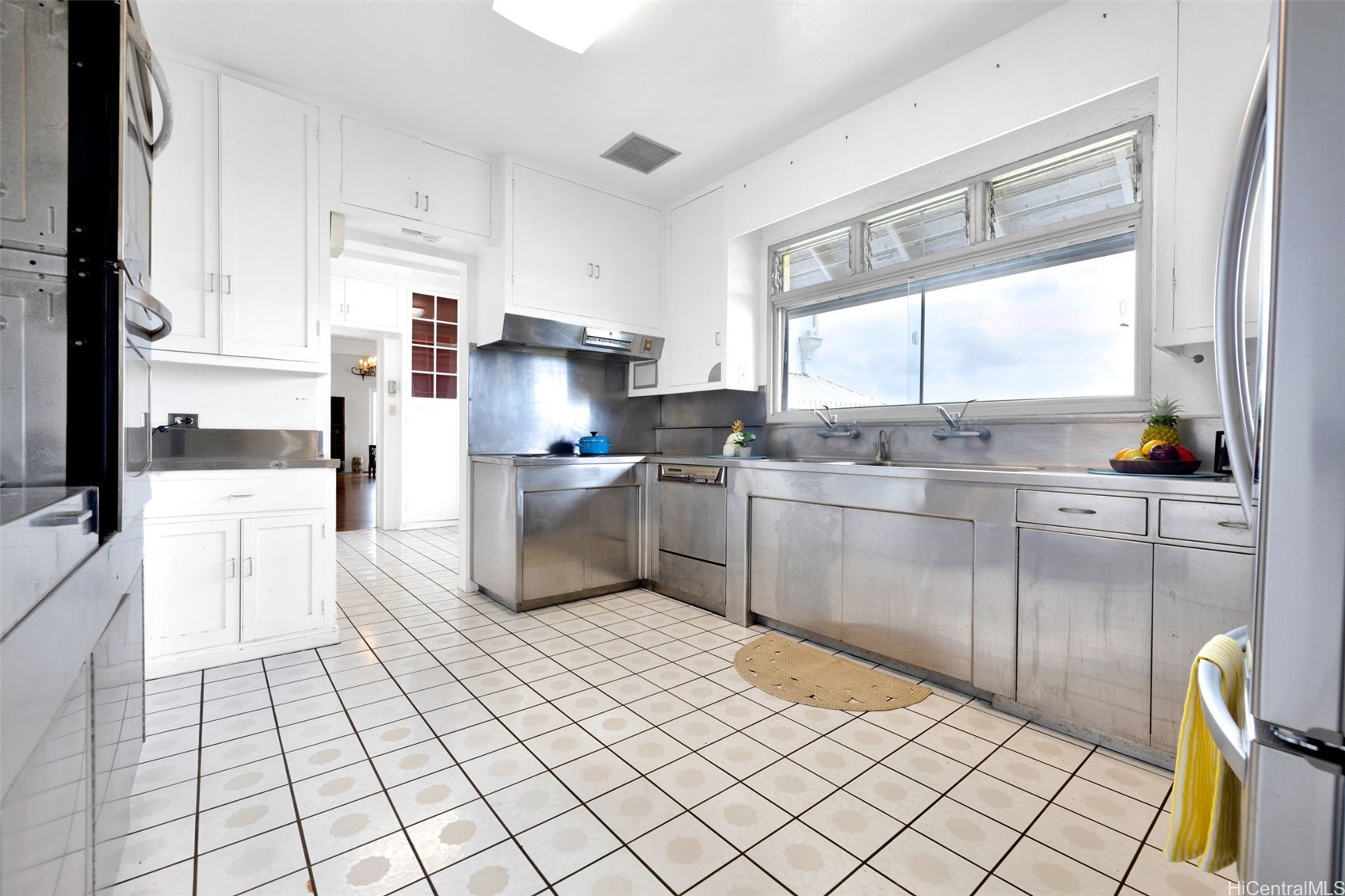 3647 Diamond Head Road