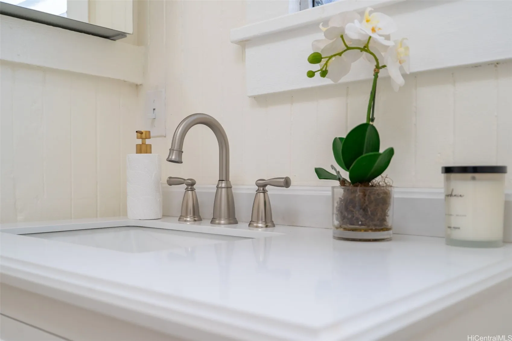 Honolulu, Hawaii 96815, United States, 3 Bedrooms Bedrooms, ,1 BathroomBathrooms,Residential,Active,153895