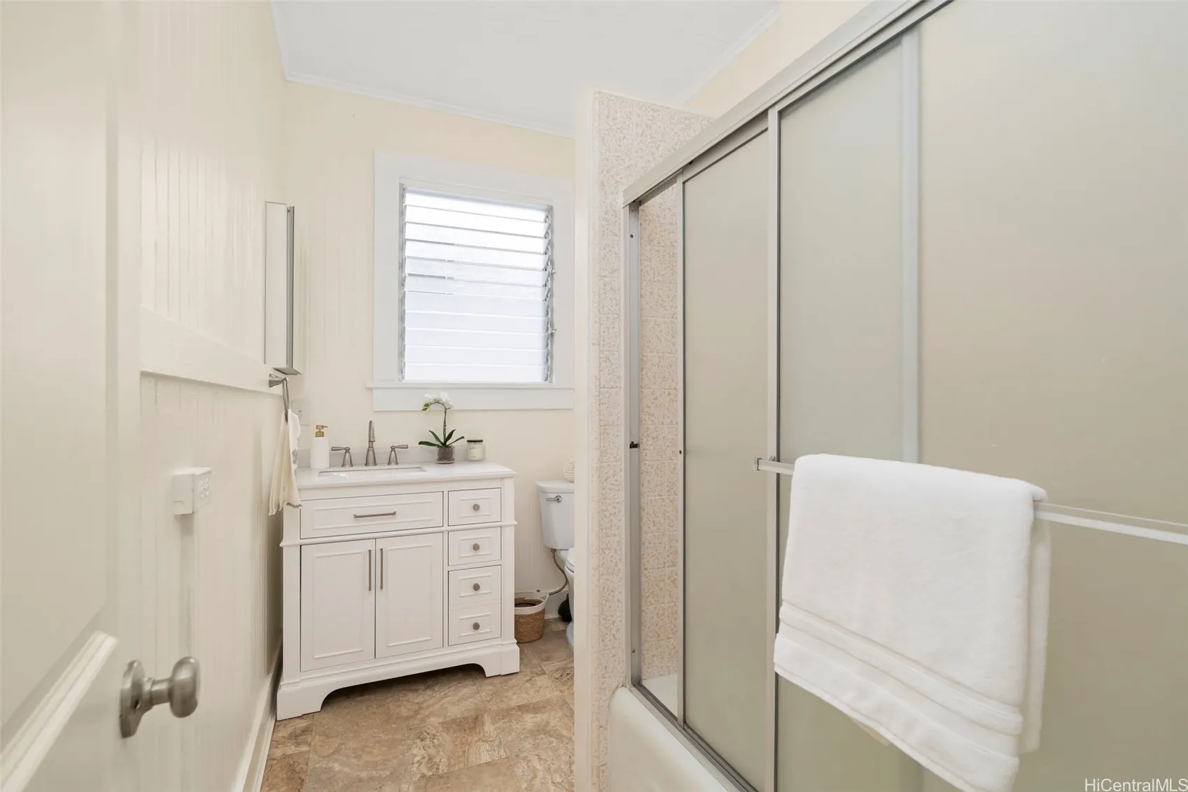 Honolulu, Hawaii 96815, United States, 3 Bedrooms Bedrooms, ,1 BathroomBathrooms,Residential,Active,153895