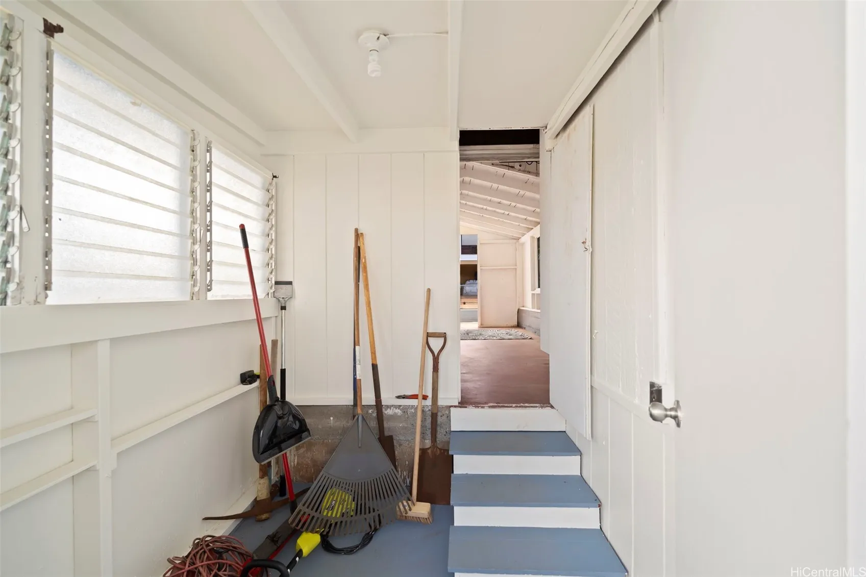 Honolulu, Hawaii 96815, United States, 3 Bedrooms Bedrooms, ,1 BathroomBathrooms,Residential,Active,153895