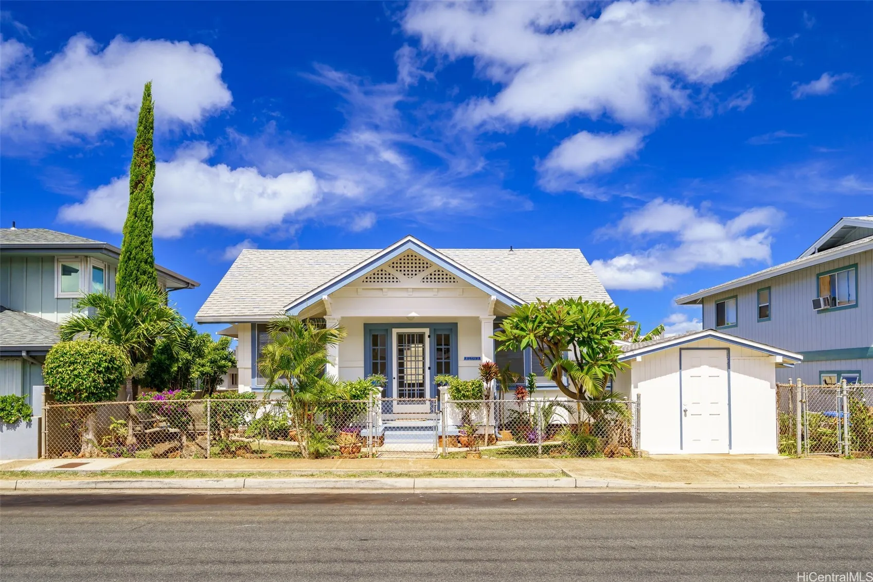 Honolulu, Hawaii 96815, United States, 3 Bedrooms Bedrooms, ,1 BathroomBathrooms,Residential,Active,153895