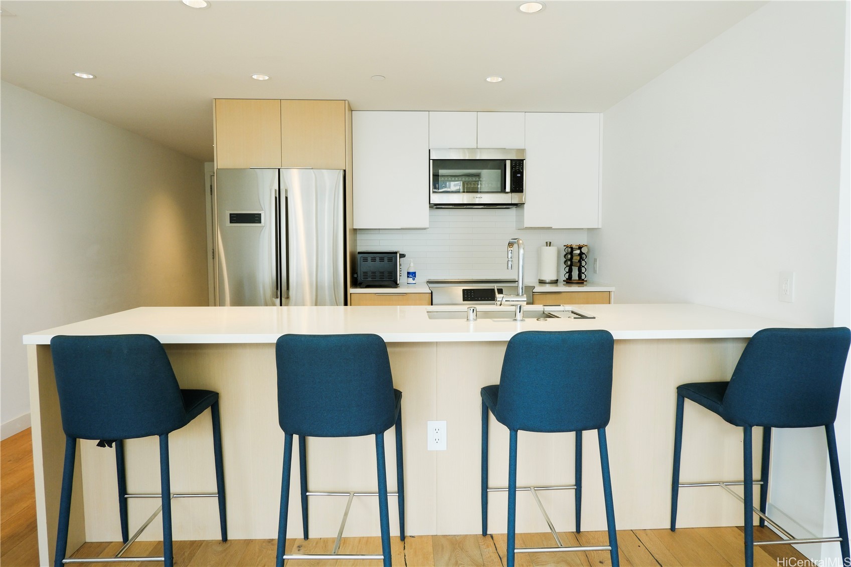 1001 Queen Street 3405