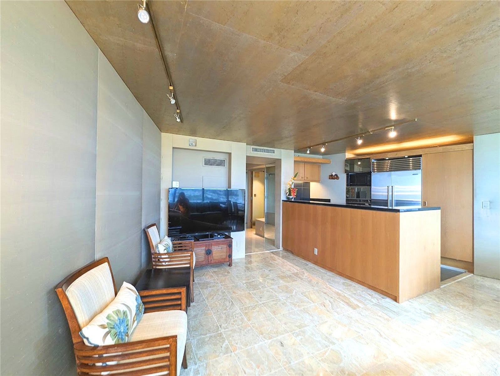 1330 Ala Moana Boulevard 2006