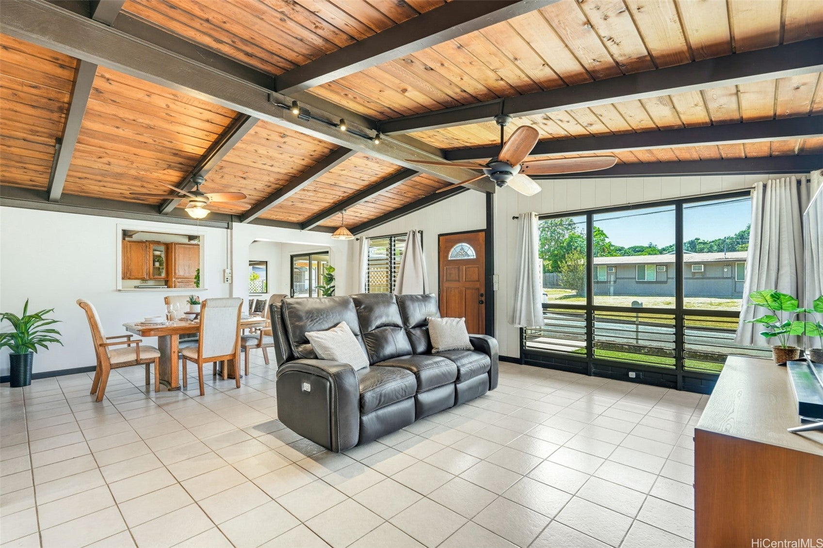 95-052 Waiehu Place