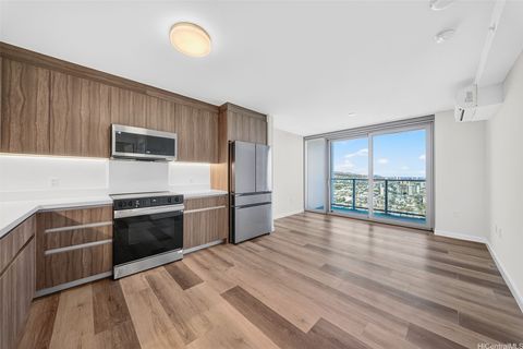 1500 Rycroft Street 4305R Honolulu HI 96814