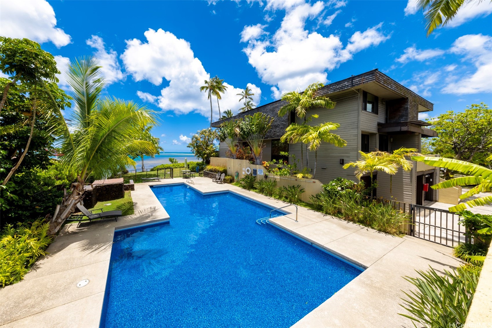 125-A Maunalua Avenue 9