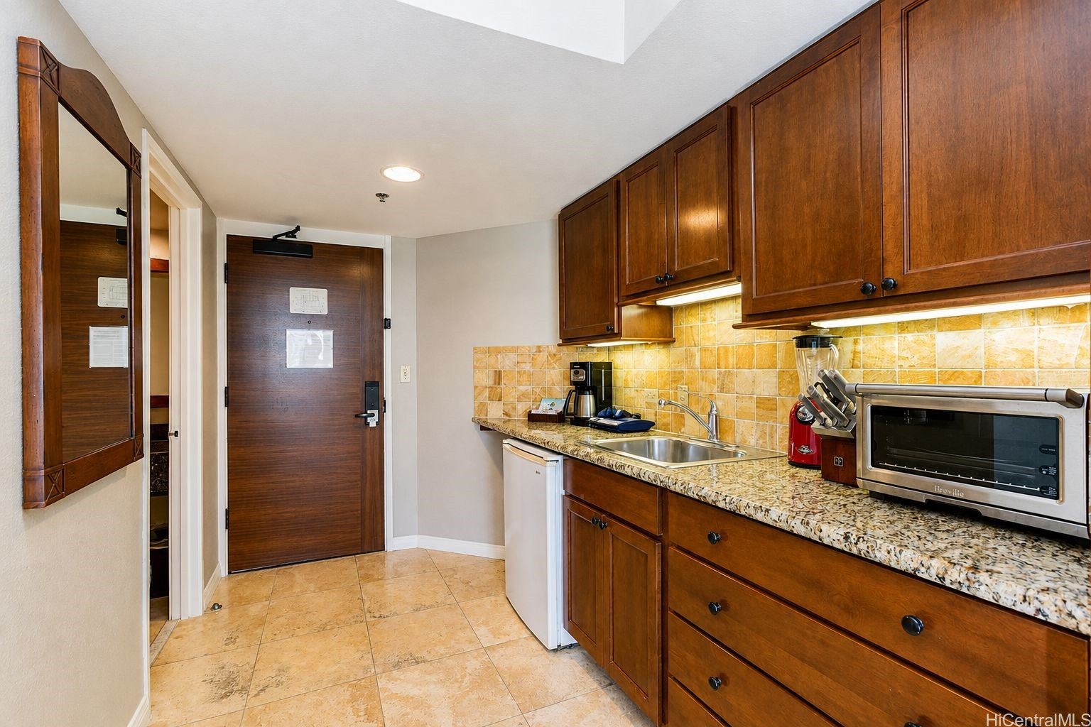 2045 Kalakaua Avenue 1204