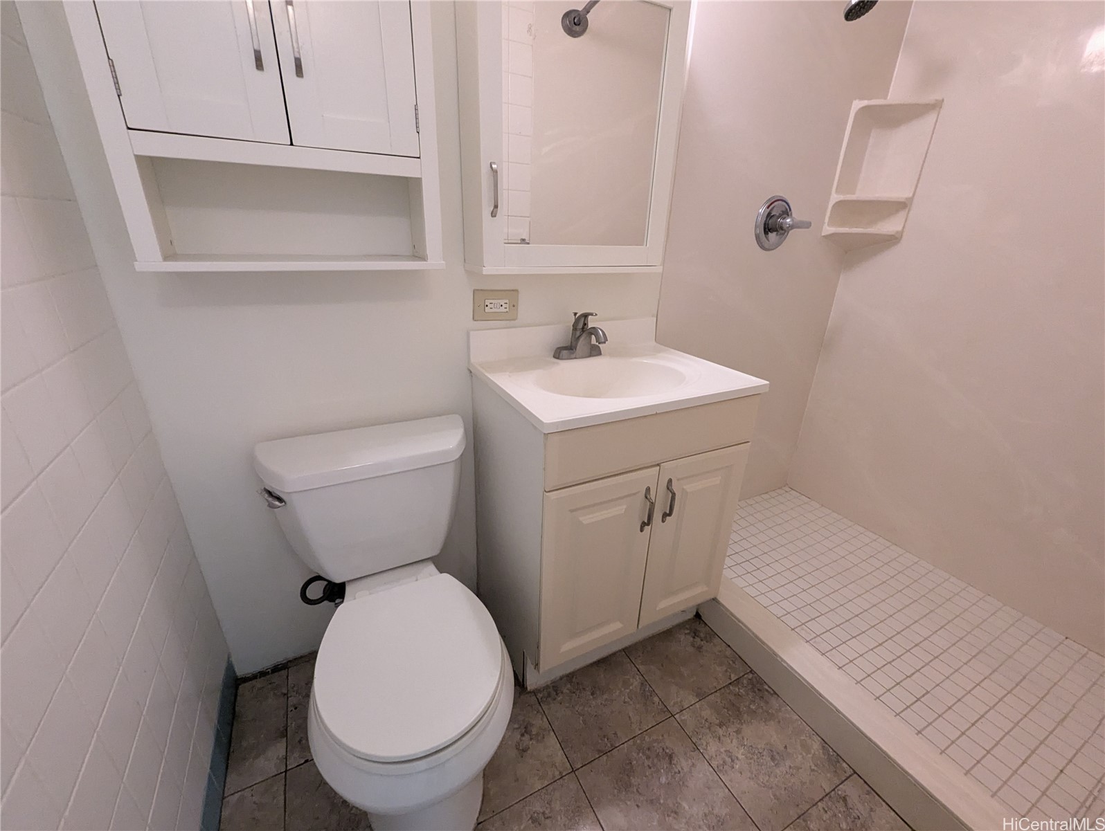 445 Kaiolu Street 402