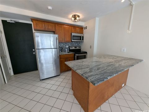 445 Kaiolu Street 402 Honolulu HI 96815