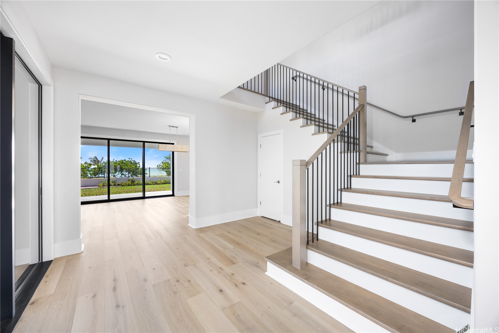 91-1305 Halili Street