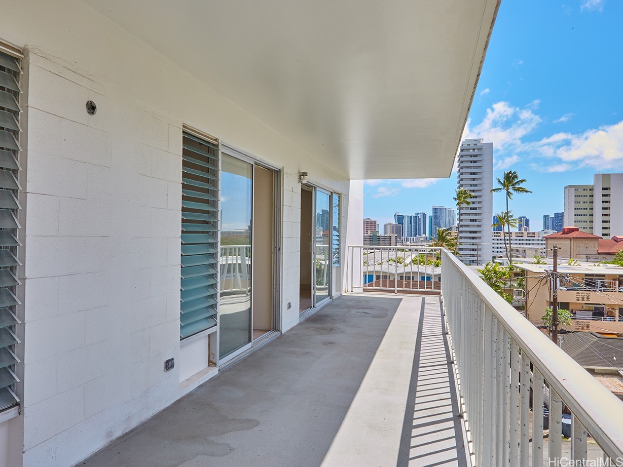 1333 Heulu Street 408
