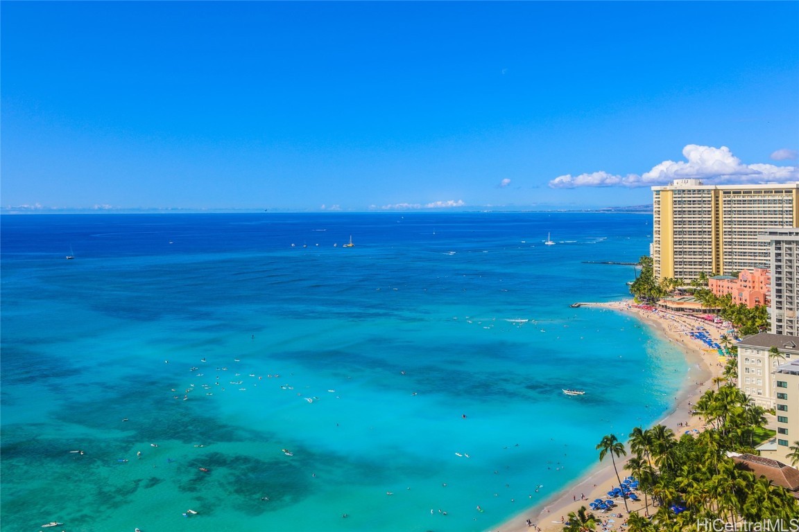 2470 Kalakaua Avenue 2804