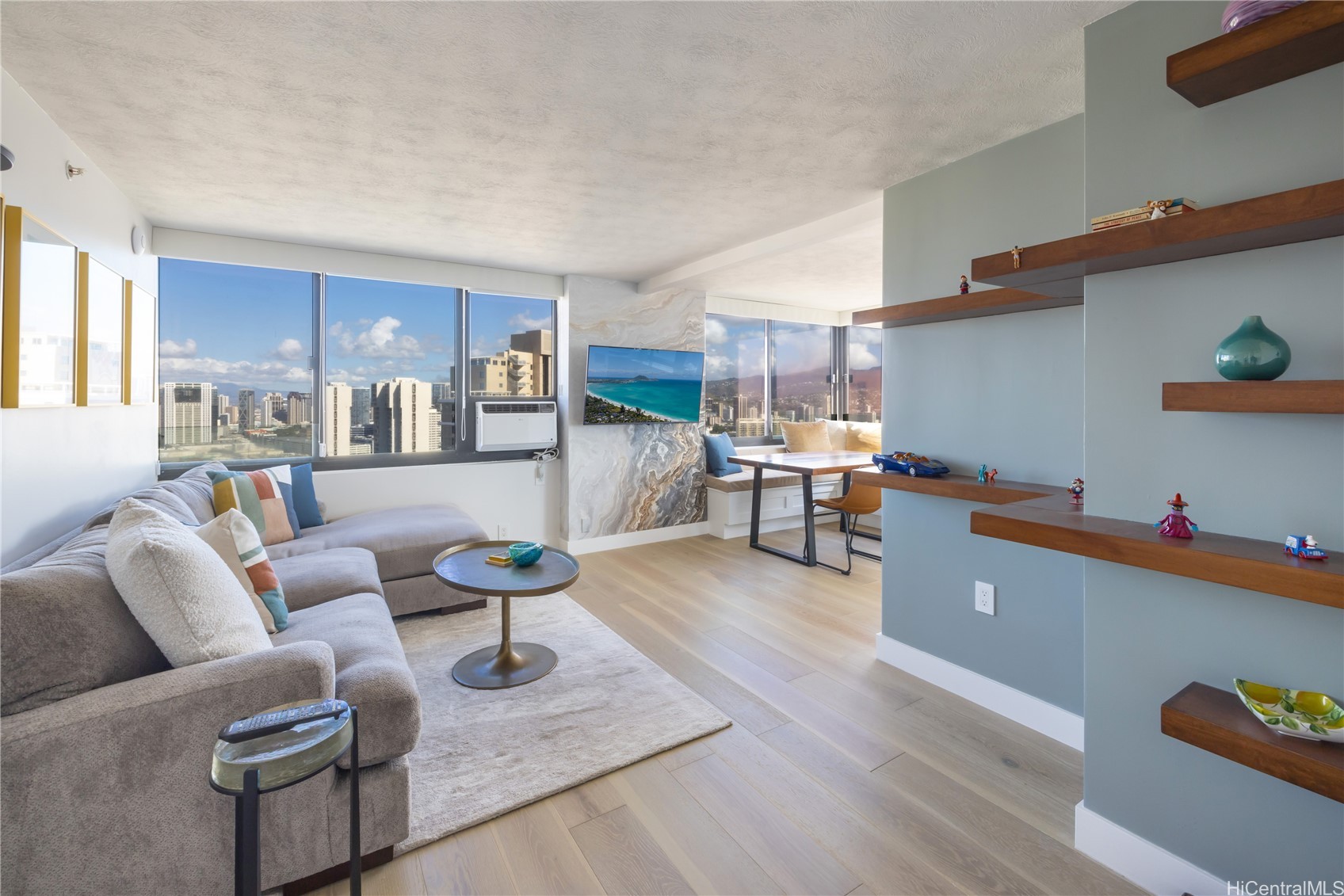 343 Hobron Lane 3901