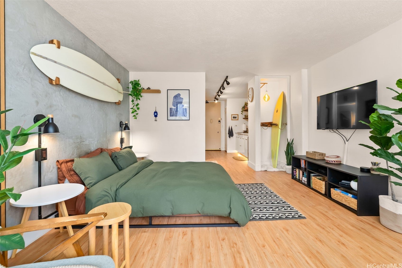 1765 Ala Moana Boulevard 881