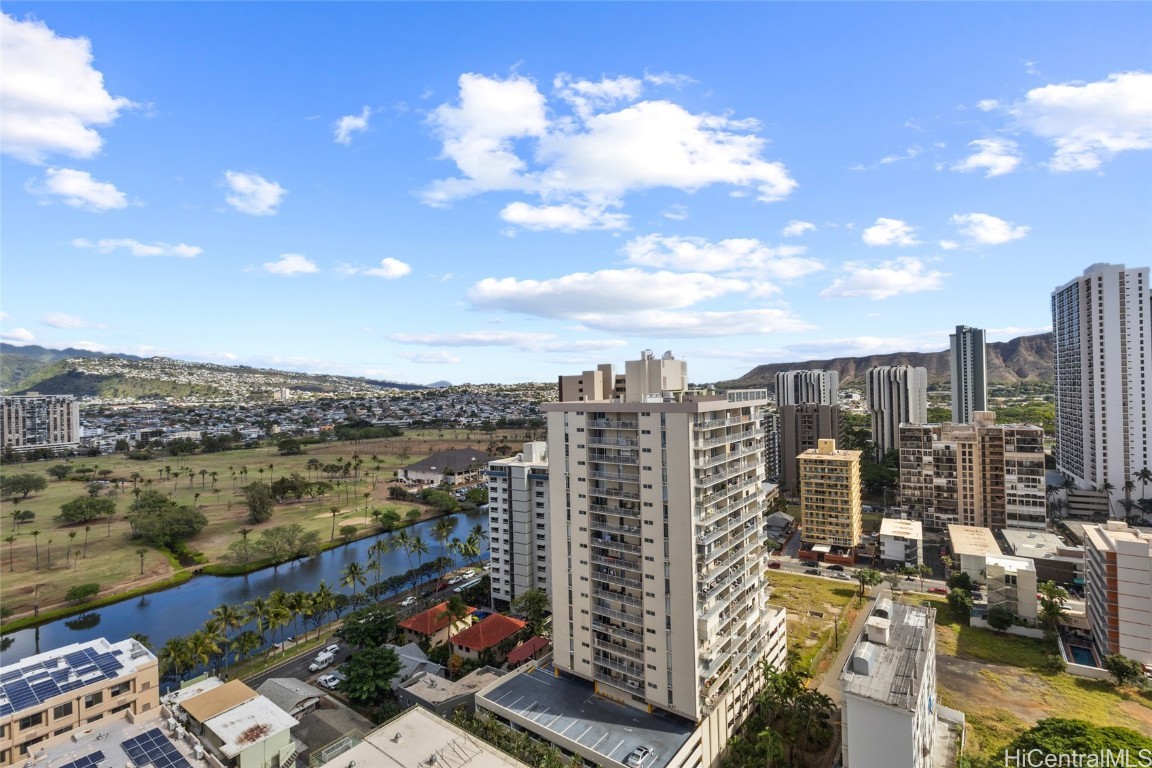 Waikiki Townhouse Condominium