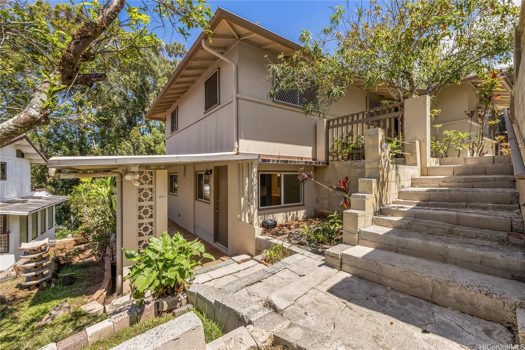 Honolulu, Hawaii 96817, United States, 5 Bedrooms Bedrooms, ,4 BathroomsBathrooms,Residential,Active,109913