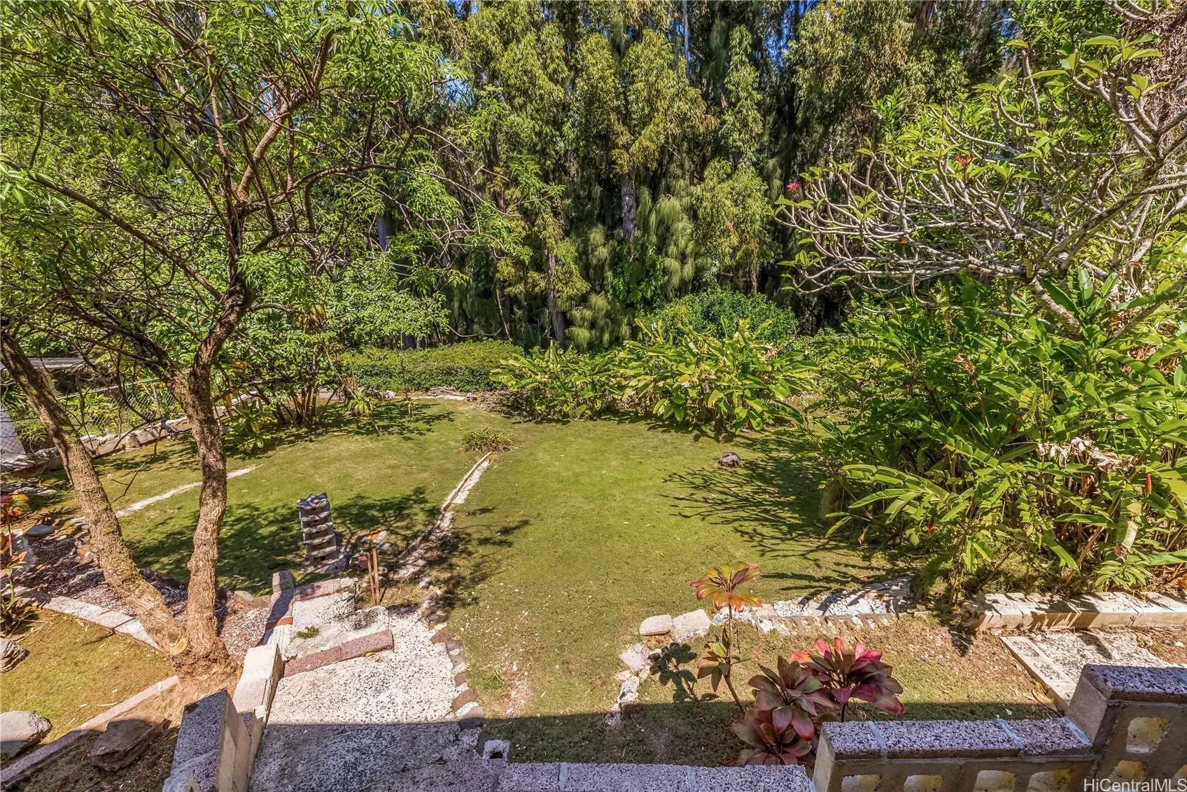 Honolulu, Hawaii 96817, United States, 5 Bedrooms Bedrooms, ,4 BathroomsBathrooms,Residential,Active,109913