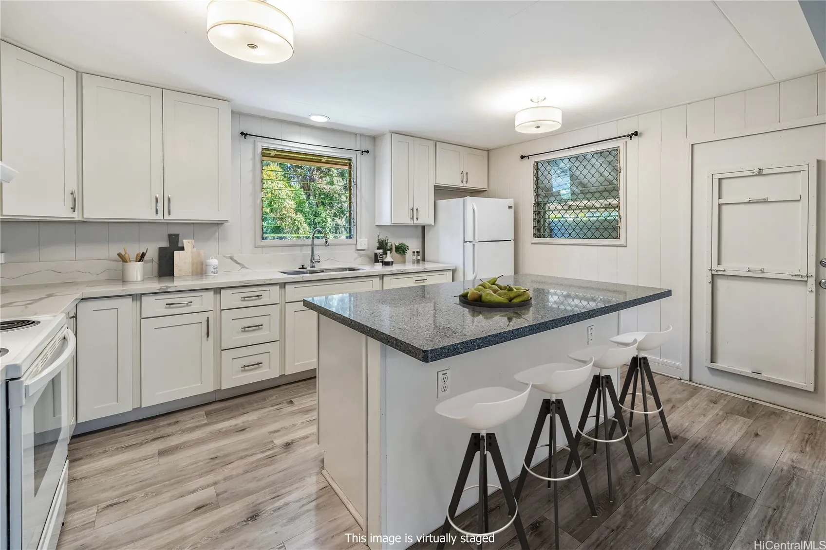 Honolulu, Hawaii 96817, United States, 5 Bedrooms Bedrooms, ,4 BathroomsBathrooms,Residential,Active,109913