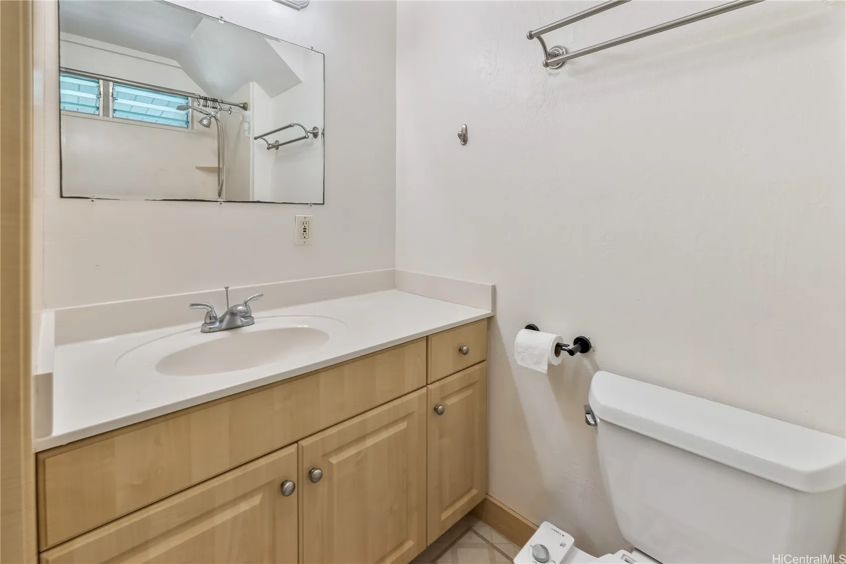 Honolulu, Hawaii 96817, United States, 5 Bedrooms Bedrooms, ,4 BathroomsBathrooms,Residential,Active,109913