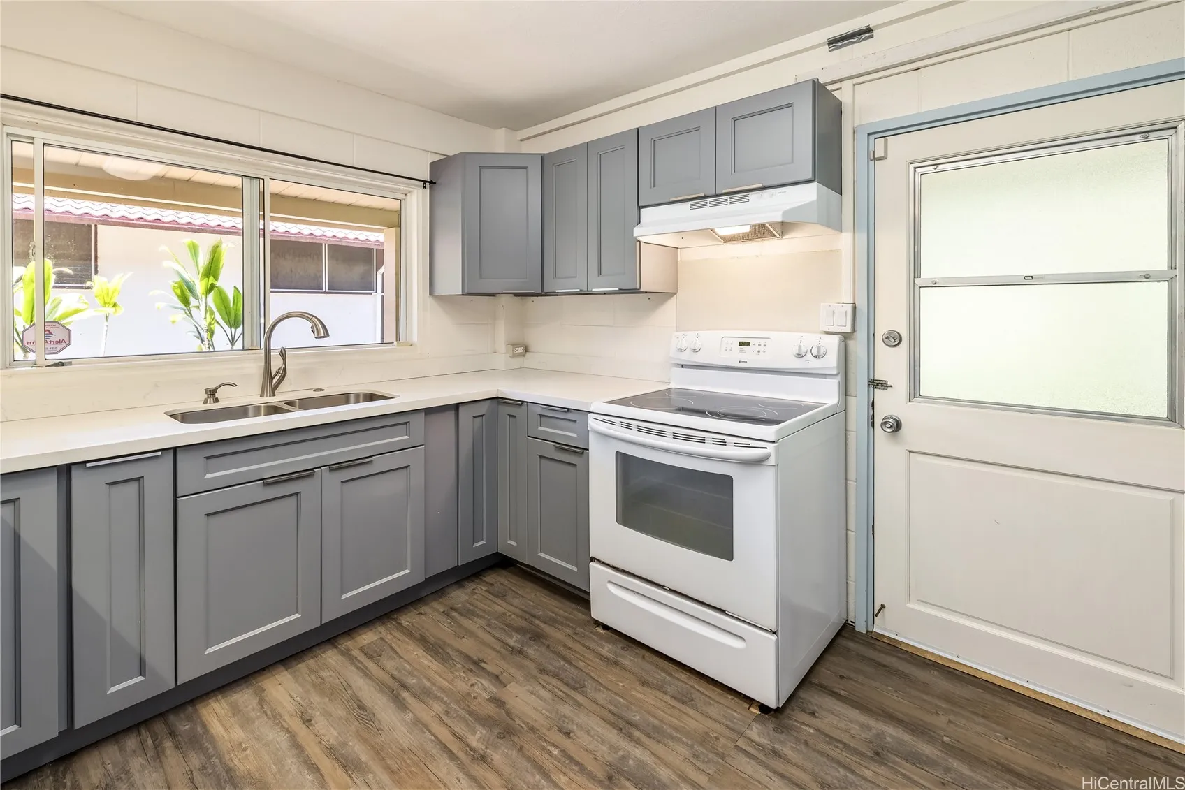 Honolulu, Hawaii 96817, United States, 5 Bedrooms Bedrooms, ,4 BathroomsBathrooms,Residential,Active,109913