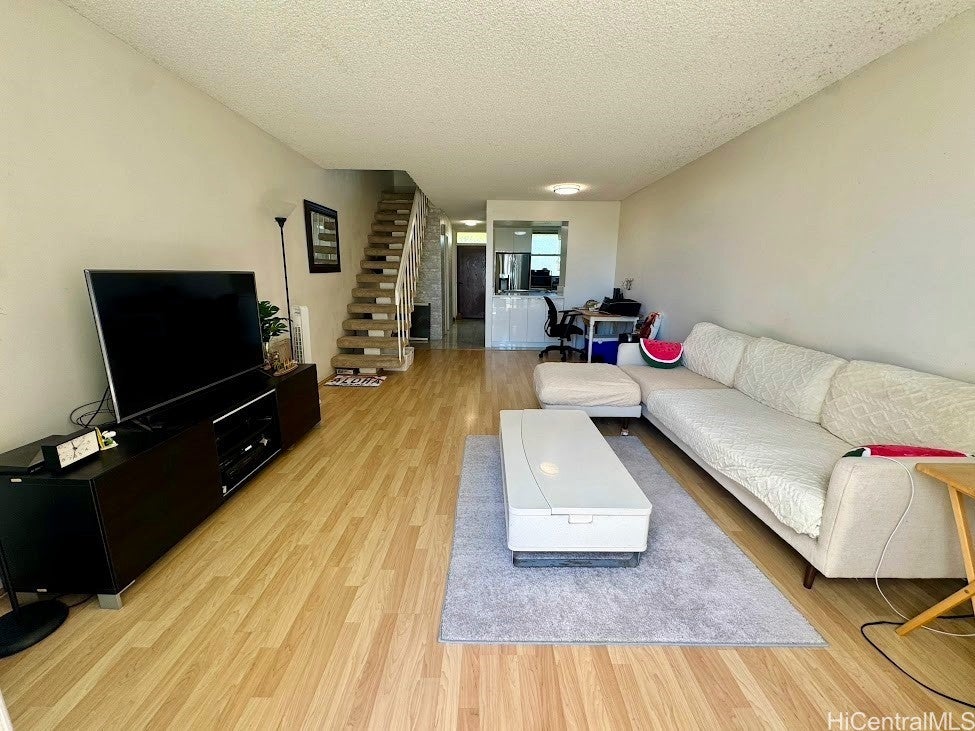 500 University Avenue 537