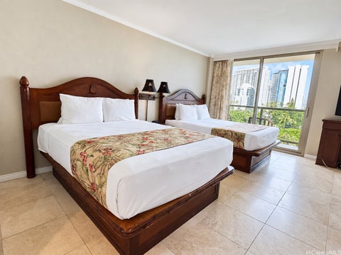 Photo of 2045 Kalakaua Avenue #503, Honolulu, HI 96815 (MLS # 202619948)