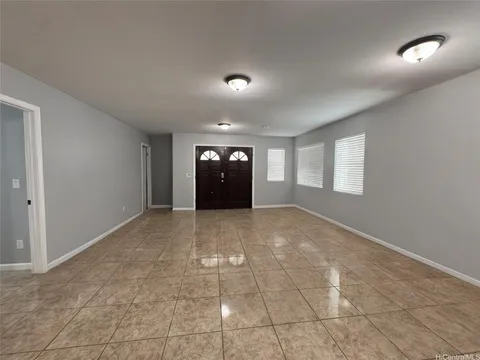 MLS: 202511863