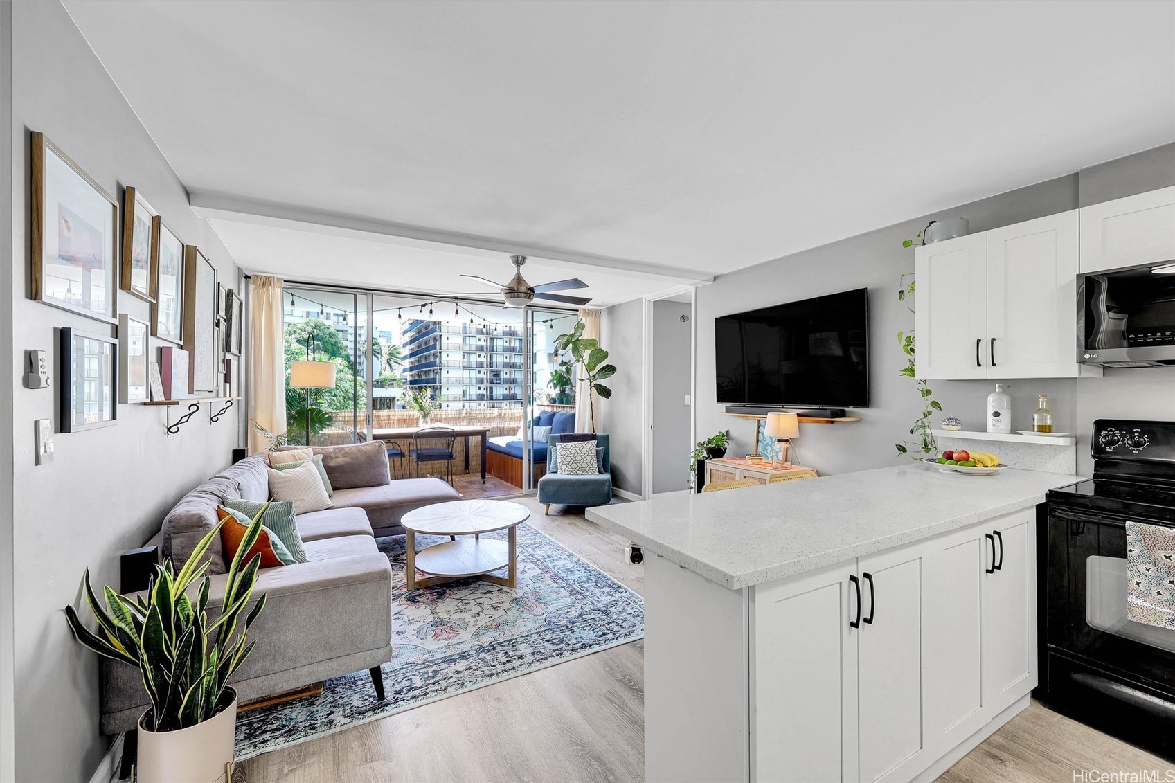 430 Kaiolu Street 401