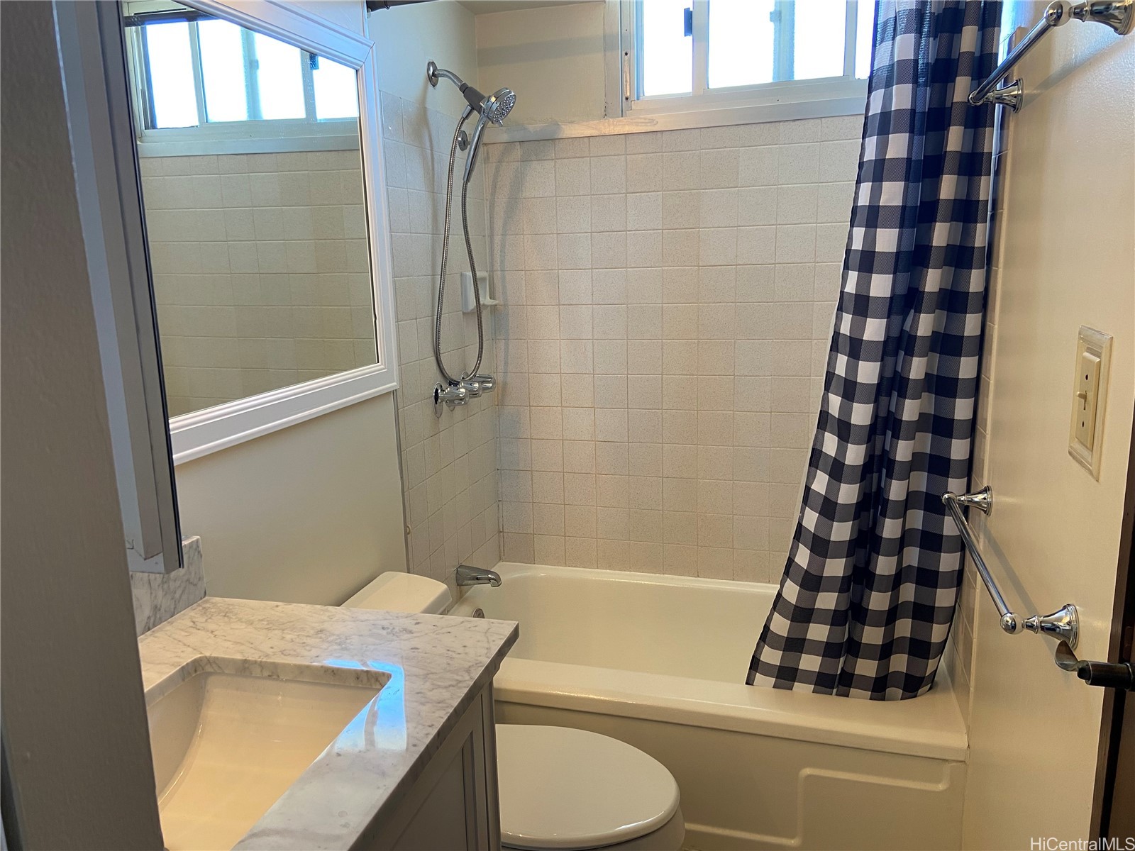 98-288 Kaonohi Street 2905