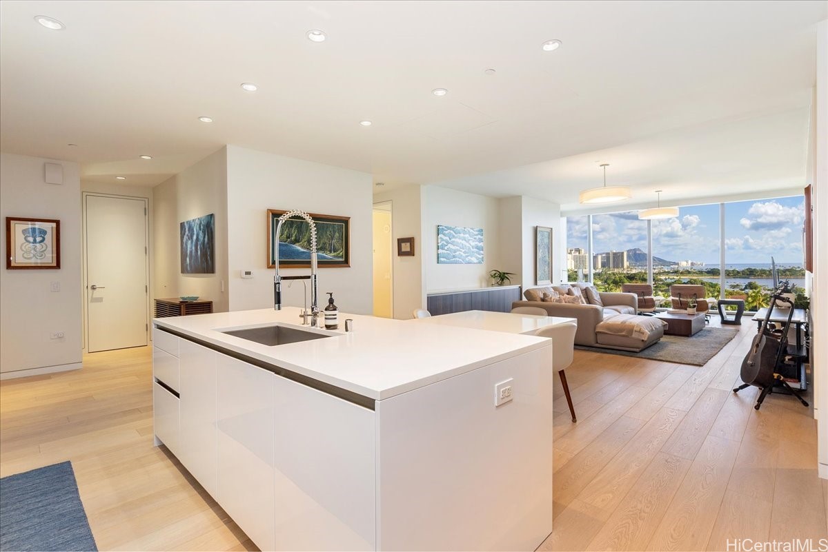 1118 Ala Moana Boulevard 1002