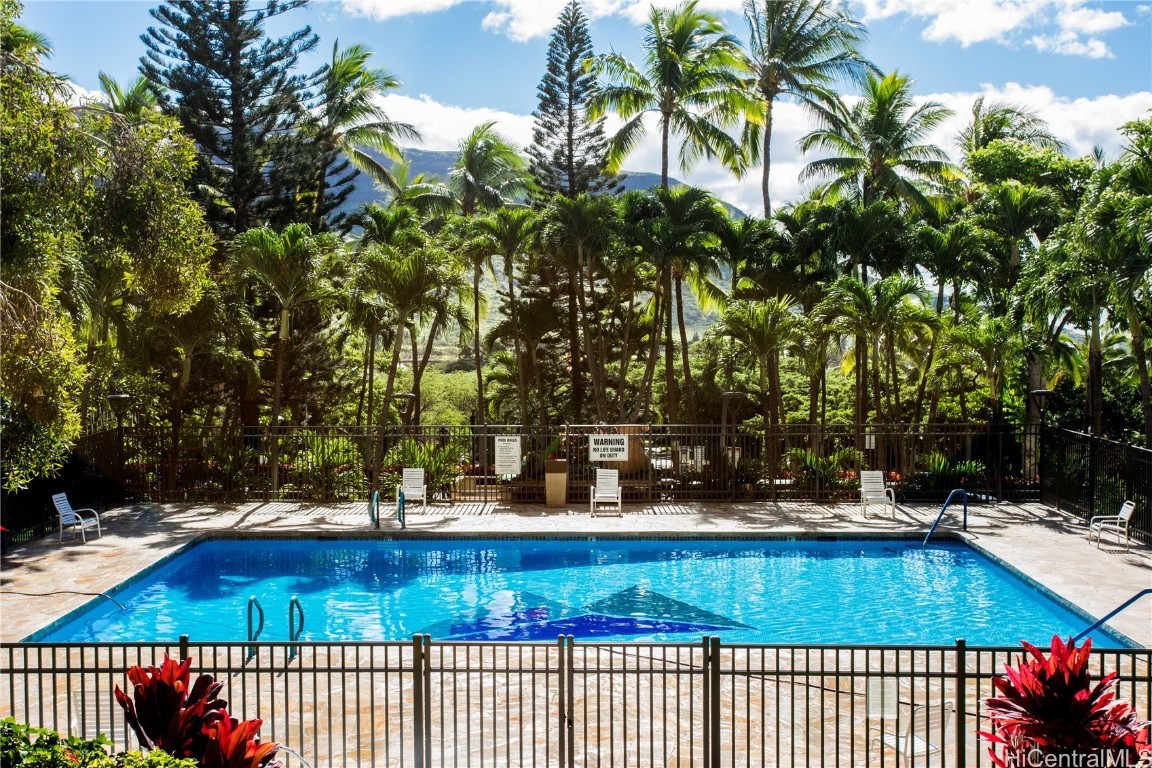 Makaha Valley Towers Condominium