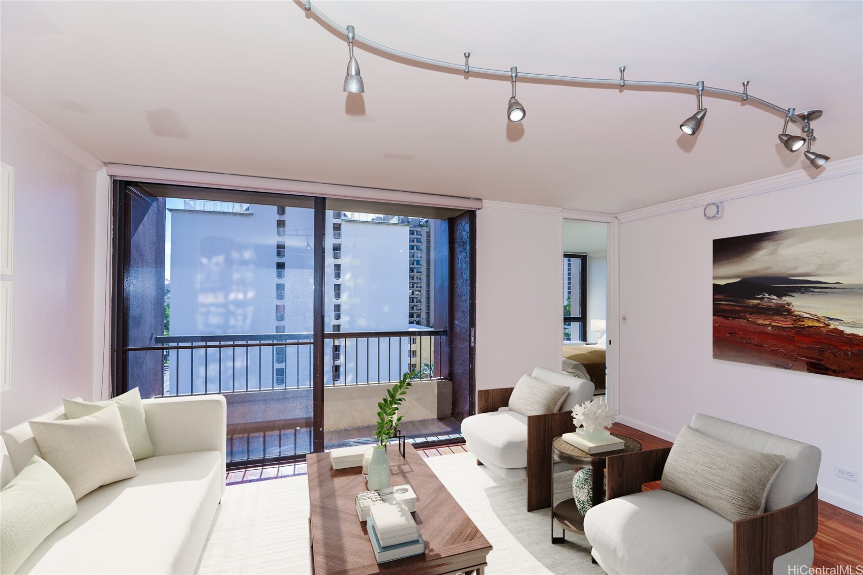 320 Liliuokalani Avenue 702