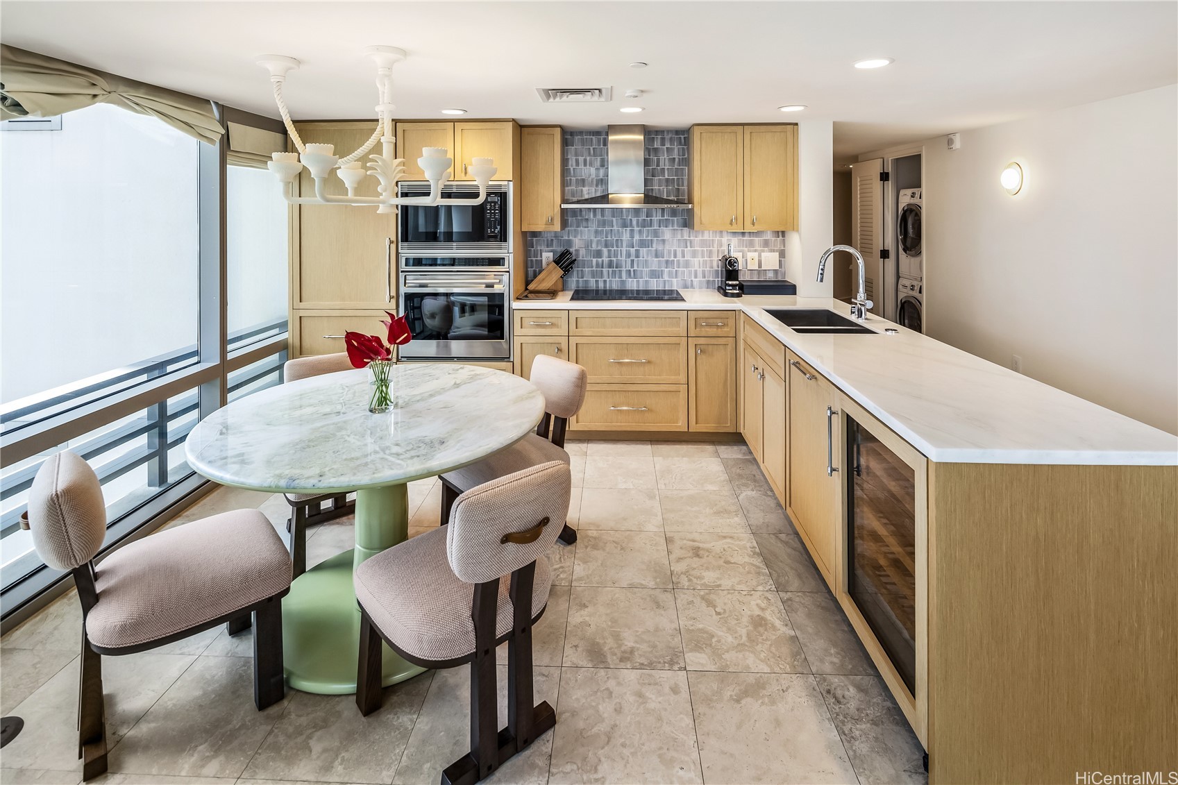 223 Saratoga Road 1502