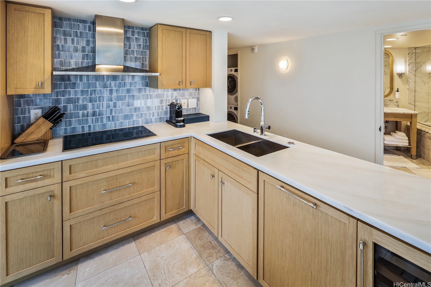 223 Saratoga Road 1502