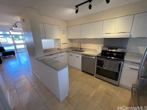 500 University Avenue 528 Honolulu HI 96826