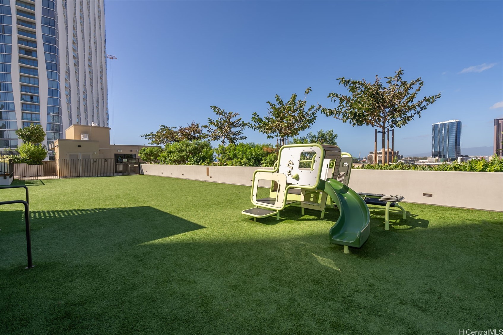 Aalii Condominium