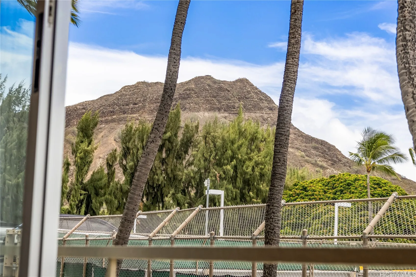 Honolulu, Hawaii 96815, United States, ,1 BathroomBathrooms,Residential,Active,234436